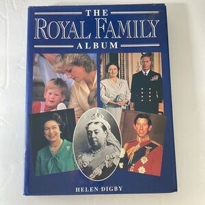 𝅺the Royal Family Album 1993